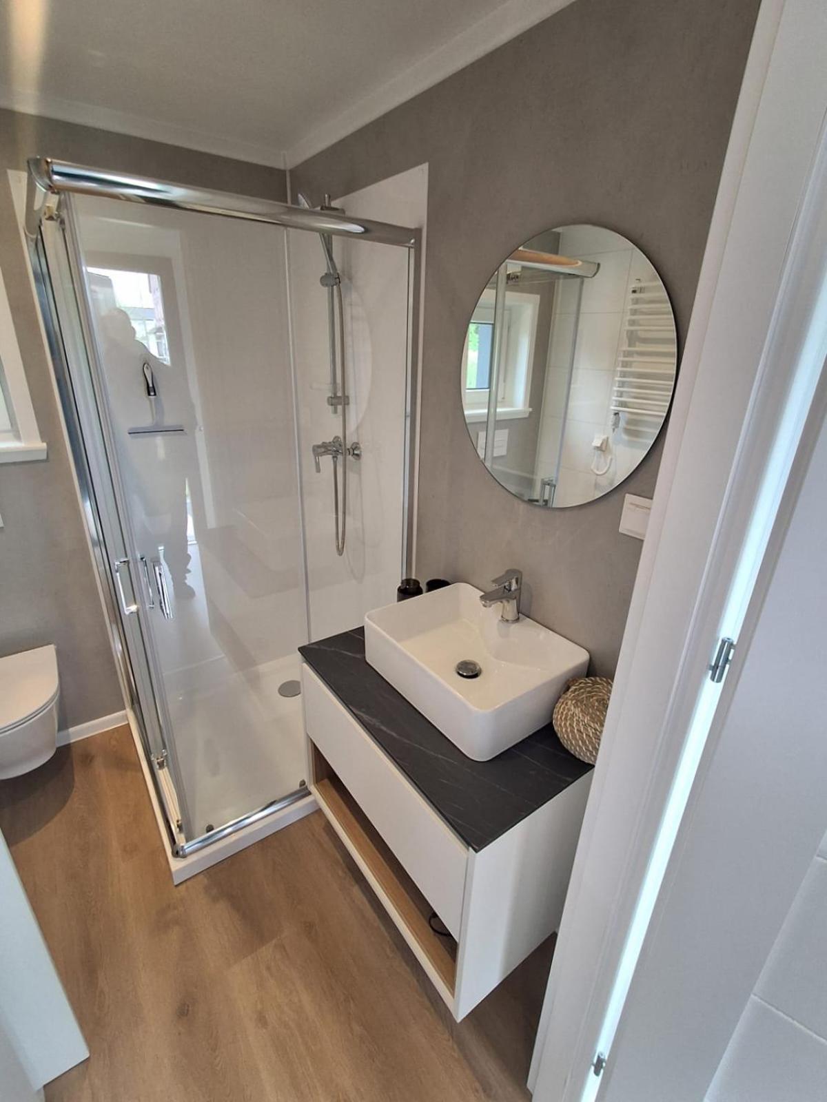 Landzeit - Get Your Tiny Moments Apartment *
